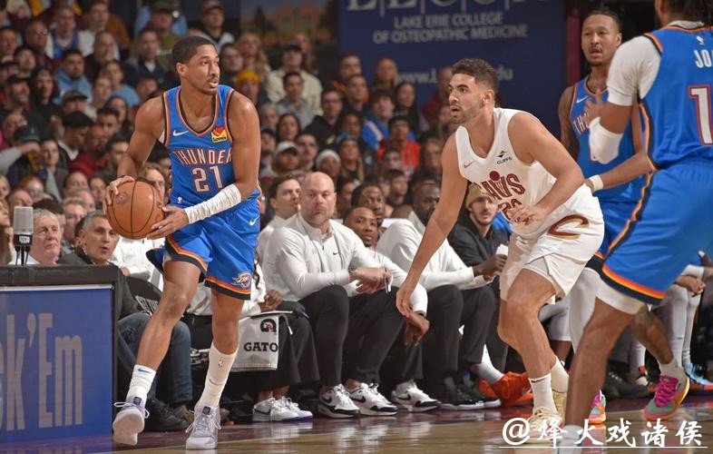 骑士11连胜终结雷霆15连胜 开拓者大胜鹈鹕